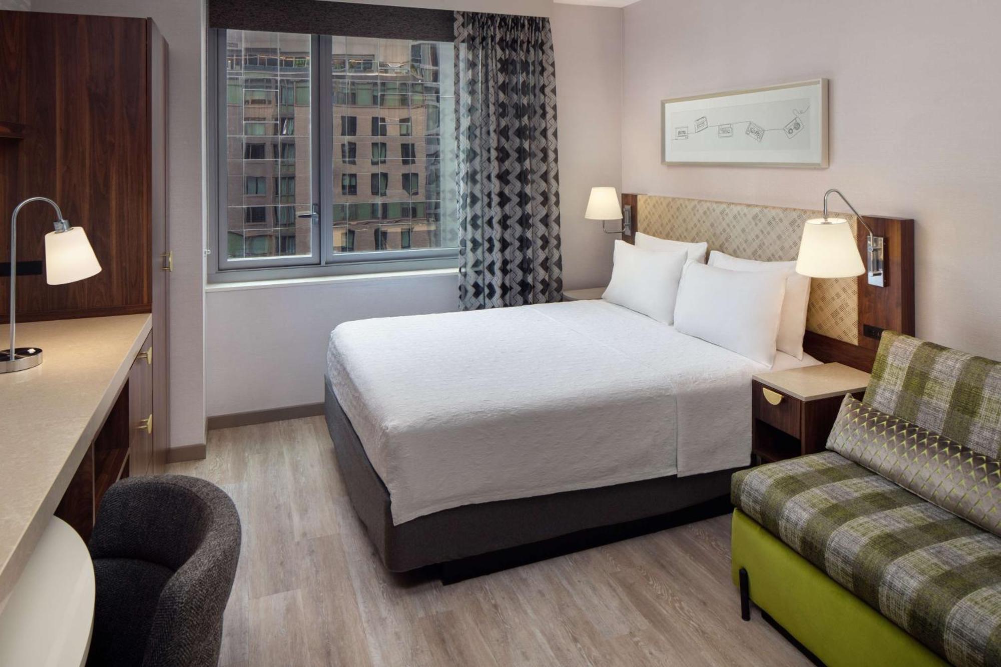 Home2 Suites By Hilton New York Times Square エクステリア 写真