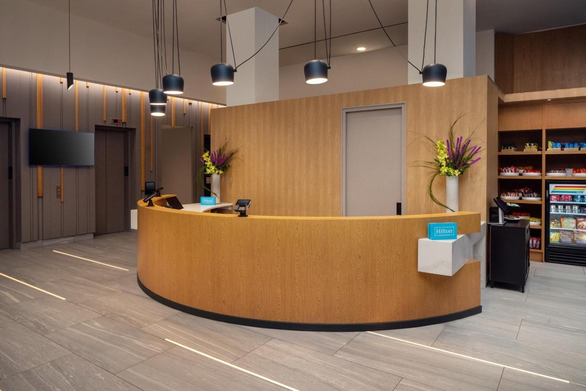 Home2 Suites By Hilton New York Times Square エクステリア 写真